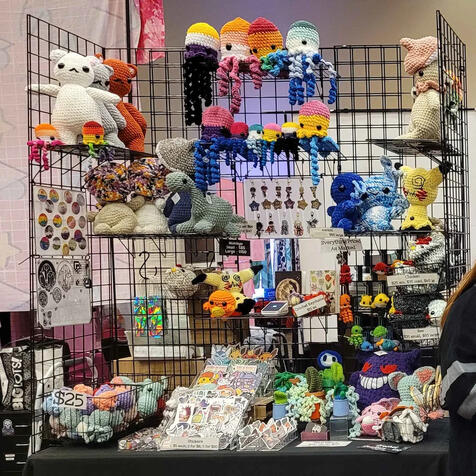 Colossalcon 2024, 6' inline table with space on either side